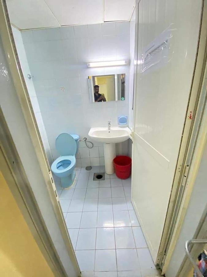 Single Room Near "World Trade Centre&Beach" Abudhabi Абу Даби Екстериор снимка